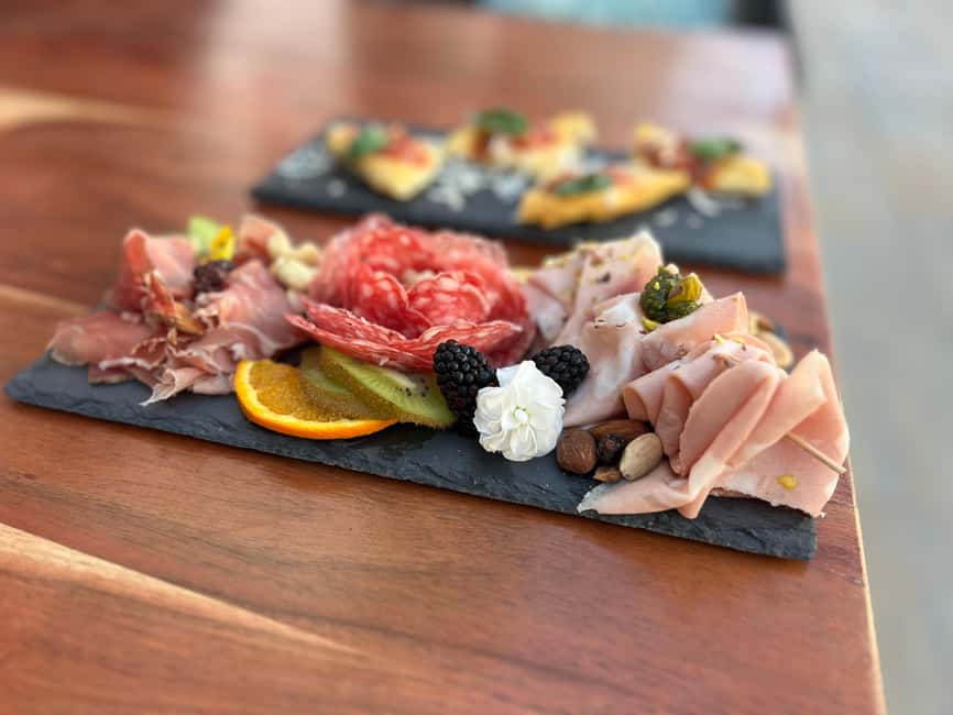 Mallorca: Cocktail & Food Pairing - Course two: flavors, contrast, and the middle of the meal