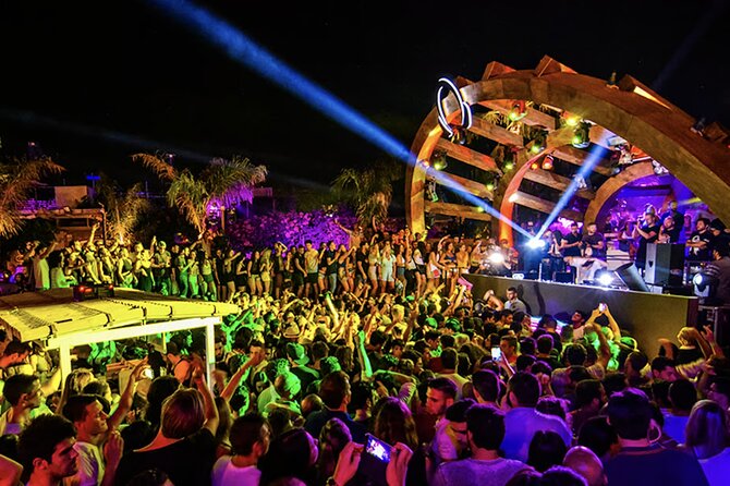 Malta: Nightclub and Pool Party Pass - Pool parties add daytime flexibility