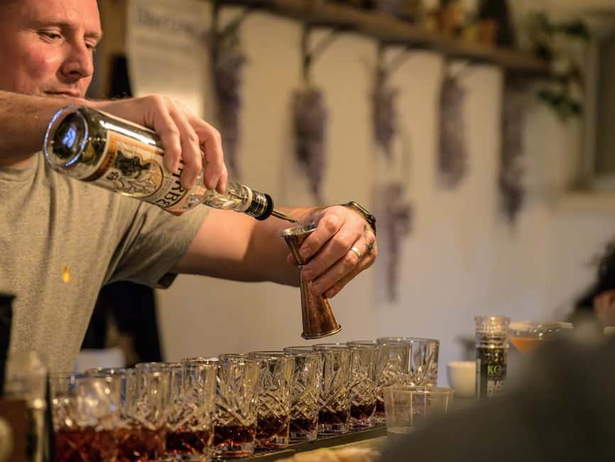 Manchester: Private Cocktail Masterclass & Sicilian Food - A welcome cocktail sets the Italian tone