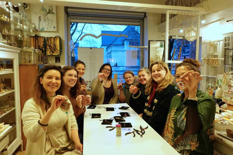 Maral Kunst : Jewelry Bar Experience (Jewelry Making) - A relaxed studio break with drinks and snacks