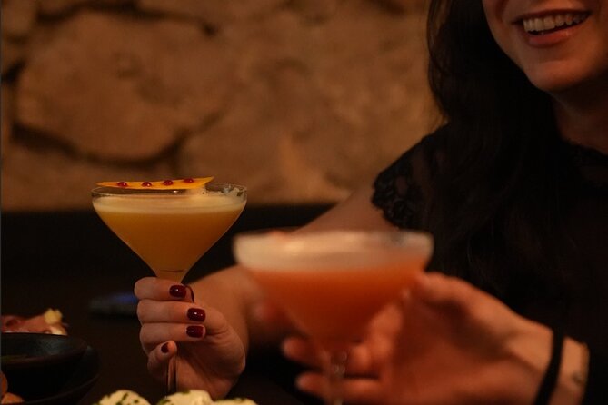 Masterclass Cocktail in a Sumptuous Bar in Nice - Two cocktails, two different lessons