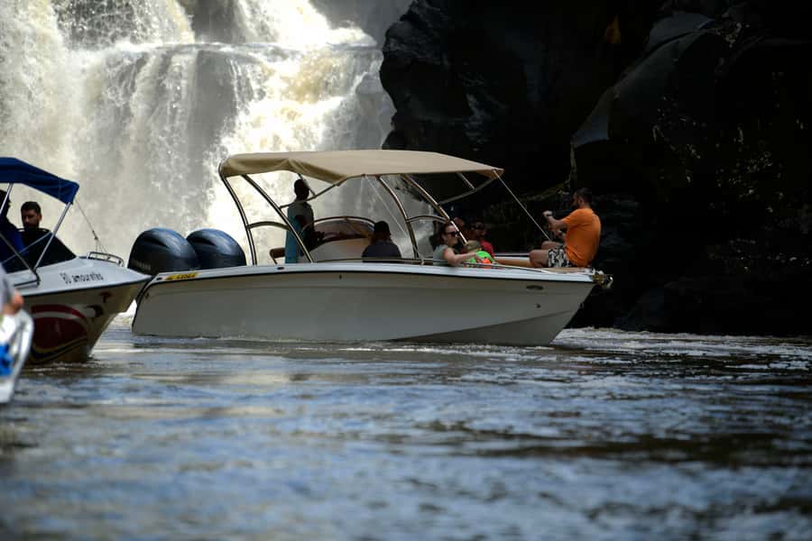 Mauritius: Speedboat Ile aux Cerfs, GRSE Waterfall, BBQ, Bar - Two hours on the white sand of Ile aux Cerfs