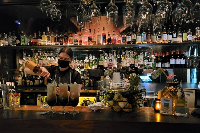 Melbourne: Hidden Bar and Cocktail Tour - The first hidden bar sets the tone