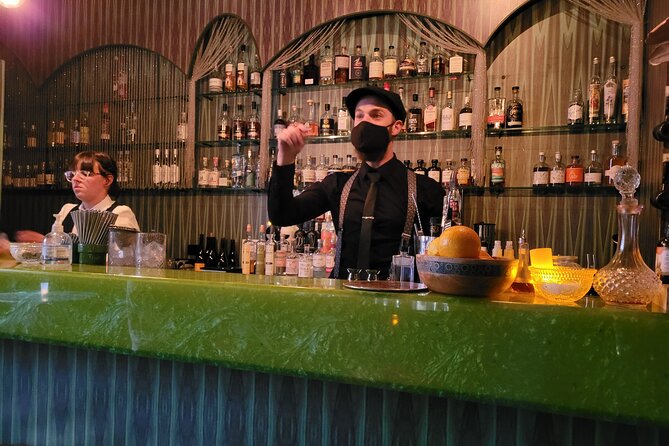 Melbourne: Hidden Bar and Cocktail Tour - Walking, stairs, and comfort