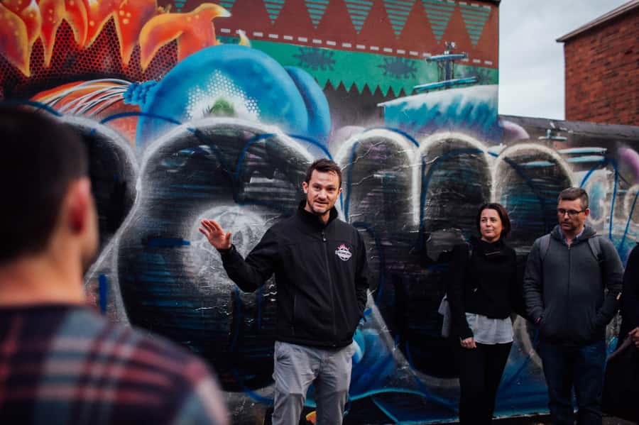 Melbourne: Hidden Bars & Creepy Tales Walking Tour - The guides make or break the evening