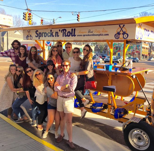 Memphis: Guided Bar Crawl on a Pedal Bike - The quick lesson before departure