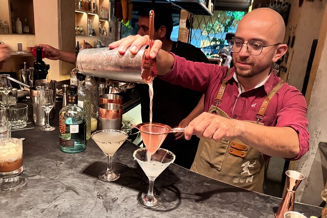 Mexican Spirits Tasting & Cocktail Masterclass - The guides and the social tone