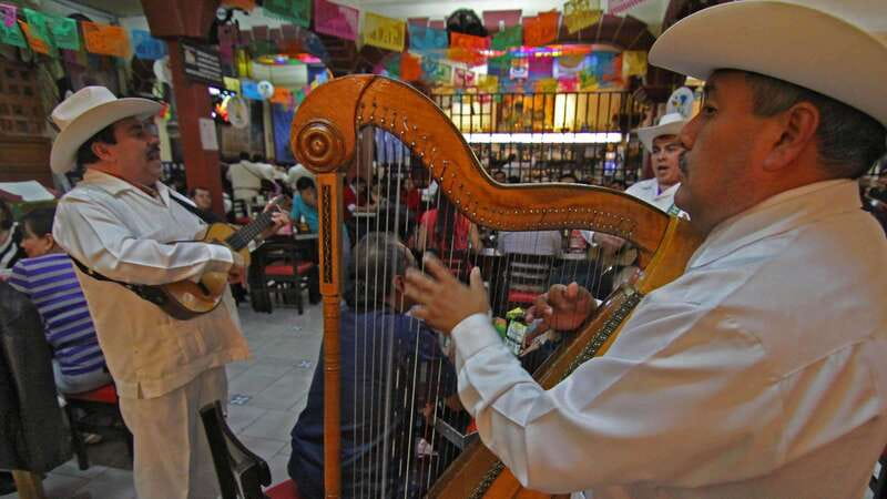 Mexico City: Traditional Mexican Bars of the Historic Center - Tenampa at Garibaldi Plaza