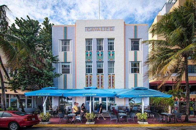 Miami Beach Art Deco Tour with Cocktails - Stepping inside glamorous hotel lobbies
