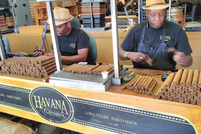 Miami Little Havana Nightlife Music Dinner and Drinks - The important caution: meeting details and mixed feedback