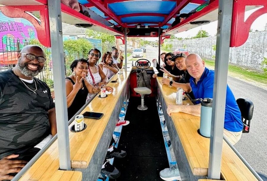 Mid-City Party Bike Bar Crawl - Quick take: what makes this bike crawl different