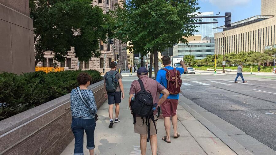 Minneapolis: History and 4-Bar Crawl Guided Walking Tour - Key points to know before you book