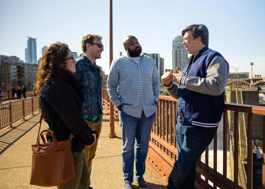 Minneapolis: History and 4-Bar Crawl Guided Walking Tour - Practical tips for a smoother evening