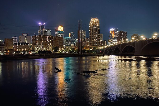 Minneapolis Local Bar Tour with Tastings - A small-group route through Minneapolis drinking culture