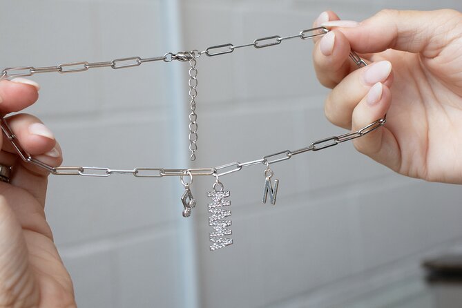 Nashville Build Your Own Charm Bracelet Bar Experience - Is the experience good value?