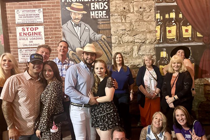 Nashville's Speakeasy Secrets: Murder True Crime Cocktail Crawl - Stop two: The Ariston’s second-story lounge