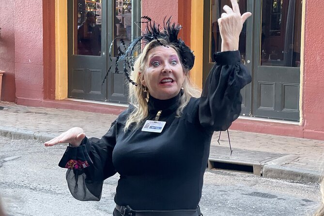 New Orleans' Finest Haunted Pub Tour - What this haunted pub crawl is really like