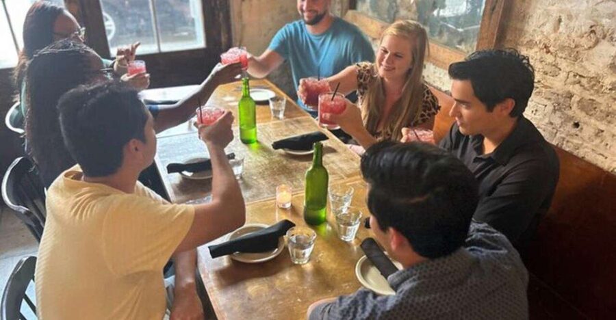 New Orleans: French Quarter Cocktail and Foodie Crawl Tour - What the food tastings can add