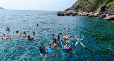 Nha Trang: Coral Reef Snorkeling, Mud Bath & Floating Bar
