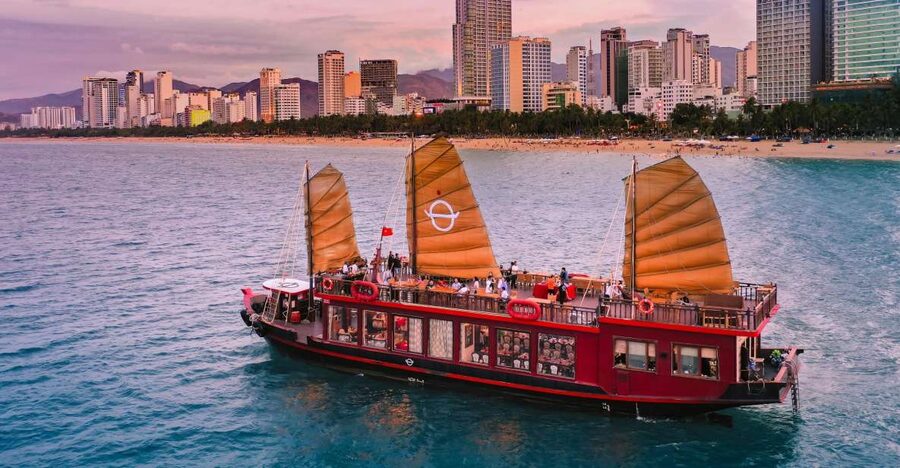 Nha Trang: Romantic Sunset Cocktails and Dinner Cruise - Boarding the traditional junk boat