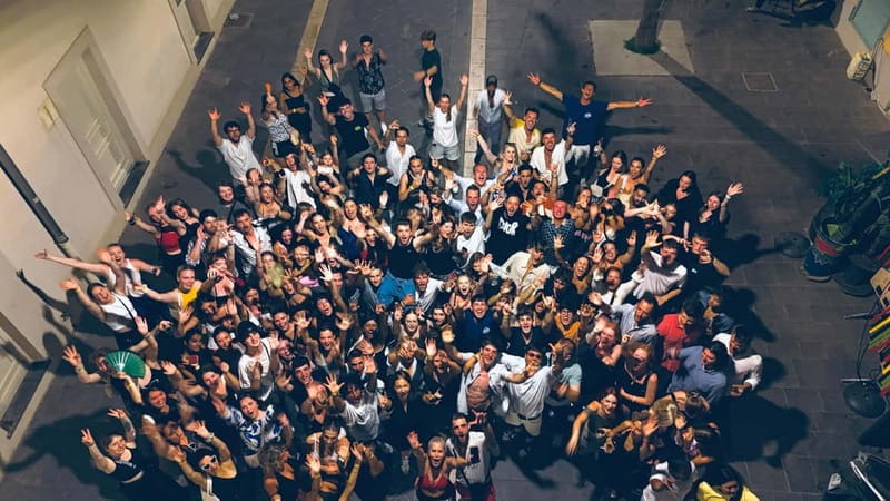 Nice: Bar/Pub Crawl with Free Shots and VIP Entry - What this Nice bar crawl is really like