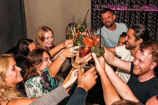 Night Out in Florence: Bar Crawl and City Walk - Starting beside the Arno at Giardino Martin Lutero