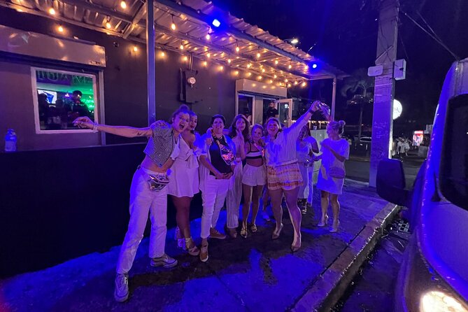 Nightlife Adventure La Placita Calle Cerra La factoría La Perla - Two Hours at La Placita de Santurce