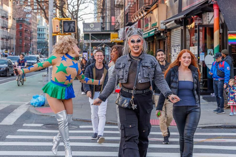 NYC: Drag Highlights - Bar Crawl & Show – Drinks Included! - Why this two-hour night works