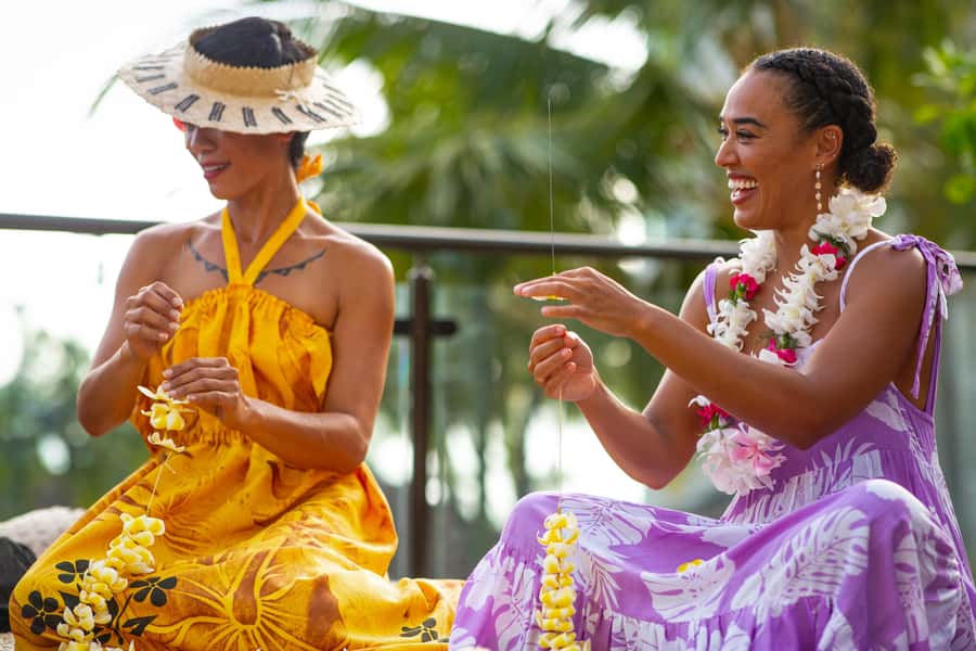Oʻahu: Nā Lei Aloha Lūʻau & Dinner or Cocktail Show Option - A Waikīkī lūʻau with a clear purpose