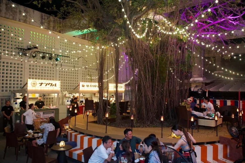 Okinawa:Sky BAR TOPTREE Nightclub Entry Ticket+Drink & VIP - When the food hall becomes a nightclub