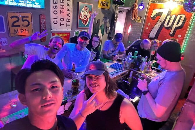 Osaka American village Bar hopping tour - Stop one: a friendly bar in Nishishinsaibashi