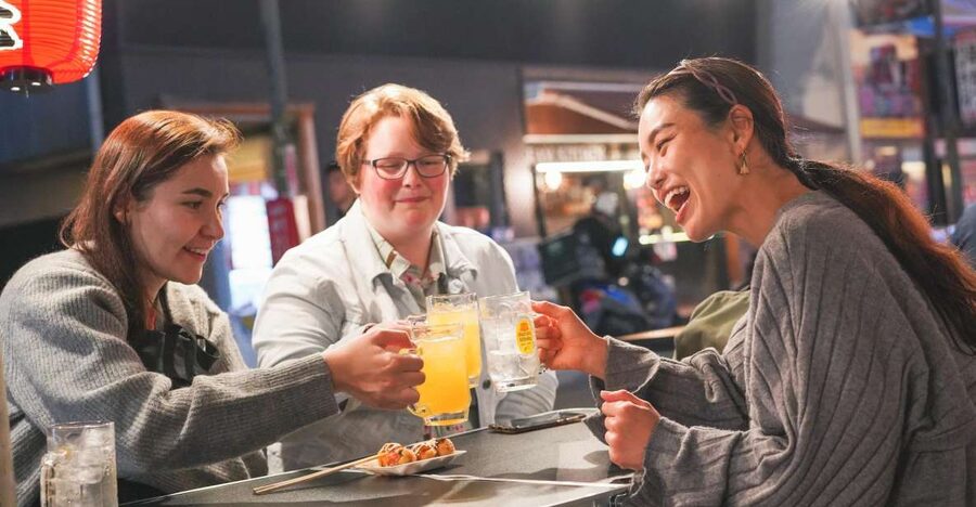 Osaka: Bar-Hopping Night Tour in Namba - Why this Namba night tour works