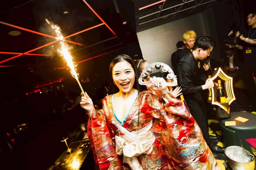 Osaka Dotonbori:GIRAFFE Nightclub Ticket with Drink/VIP Plan - Choosing between general admission and VIP