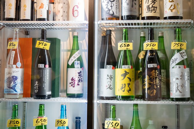 Osaka Local Bar Crawl in Dotombori & Uranamba Area - Namba: gyoza, sashimi, and more time at the table