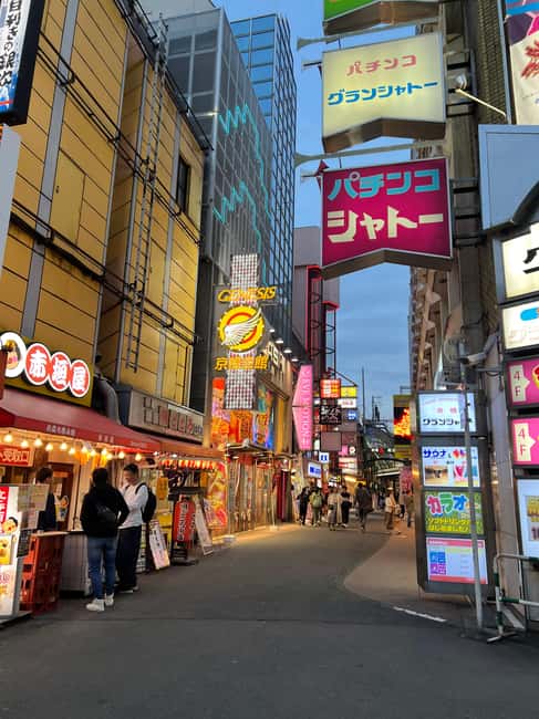 Osaka: Unforgettable Bar Hopping in Kyobashi! - Stop one: kushikatsu in a friendly local bar