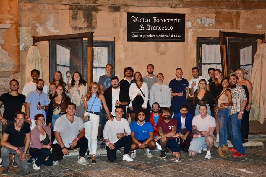 Palermo: Guided Bar Crawl with Shots and Discounts on Drinks - Timing, walking, and what to bring