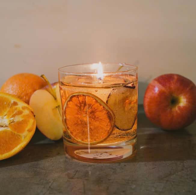 Paris: Cocktail Candle Making - Working With Kim in a Small Group