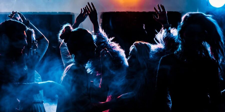 Paris: Guided New Year's Eve Bar Crawl with Drink - Why this Paris New Year’s Eve plan works