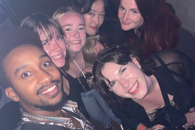 Paris International Pub Crawl with Free Shots & Fun Games - How the five-hour format feels