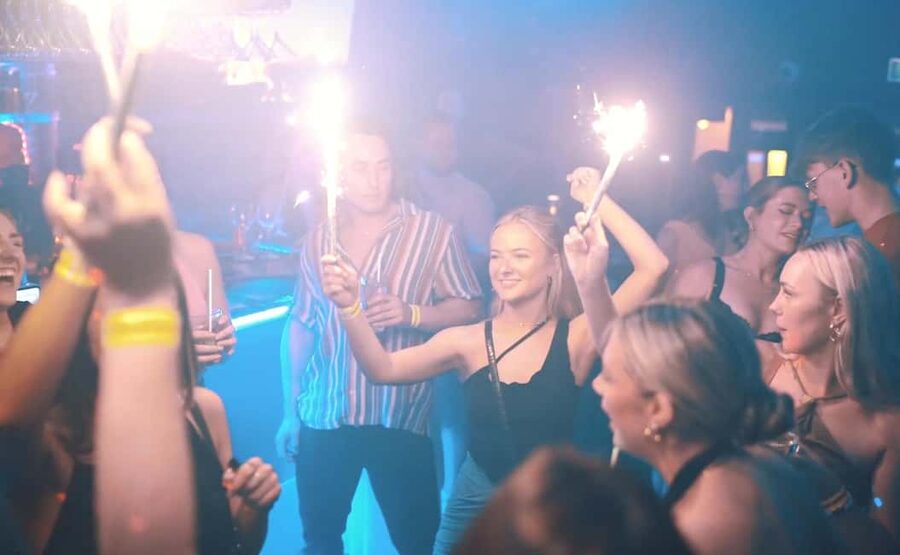 Paris: Latin Quarter Guided Pub Crawl to Bars and Clubs - Starting at RoadHouse Bar