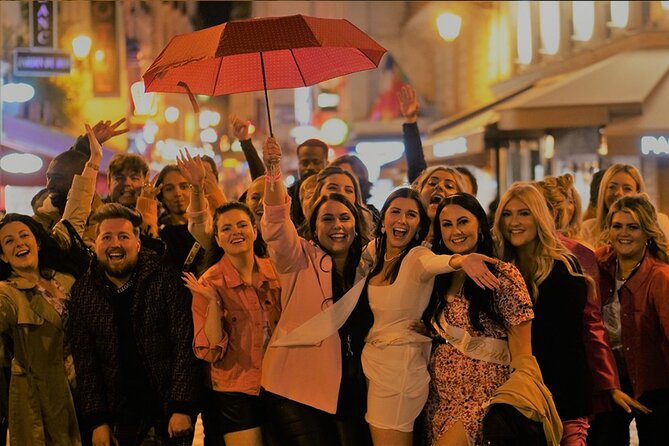 Paris Latin Quarter Pub Crawl Bars and Clubs - The five-minute Pantheon photo stop