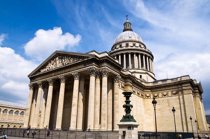 Paris Latin Quarter Pub Crawl Bars and Clubs - Saint-Germain-des-Prés and the final club