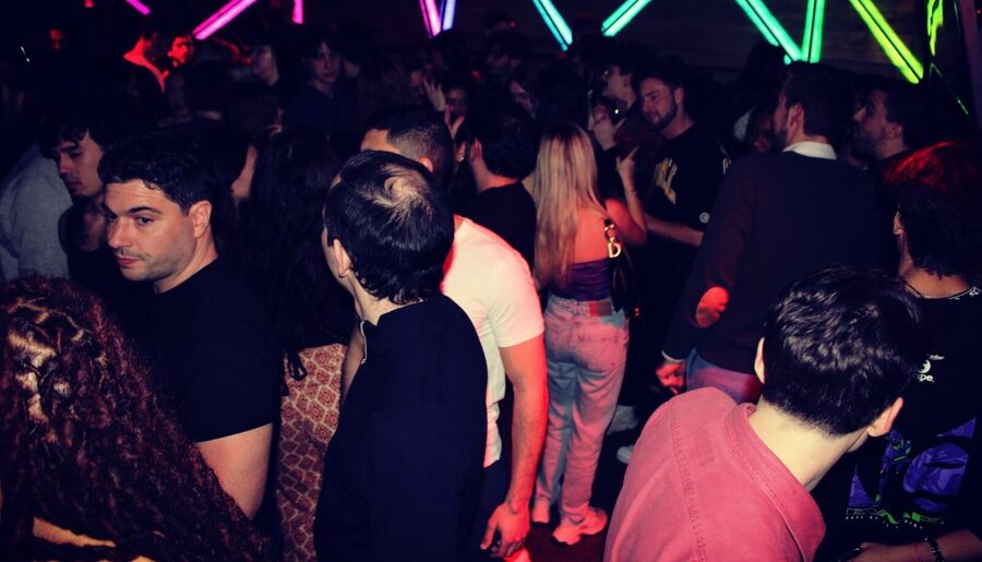 Paris Nightlife Bar Crawl: Free Shots & Club Entry - Finishing at a Paris nightclub