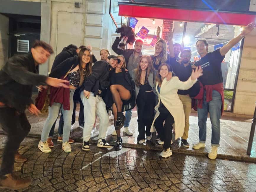 Paris: Pub Crawl with Shots and Nightclub Entry - Key points at a glance