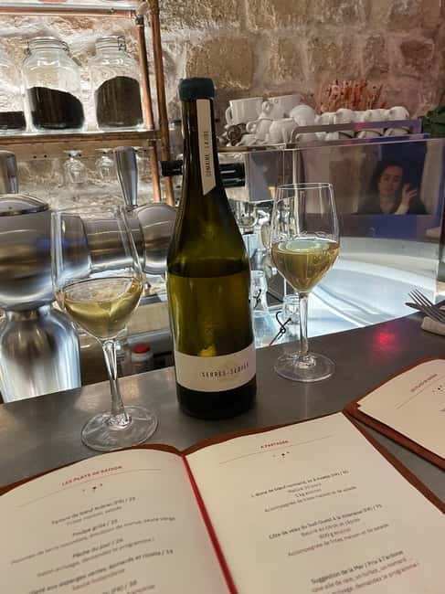 Paris Wine Experience : Guided Tasting in Top Wine Bars - Starting at Hôtel de Ville, with Paris as the setting
