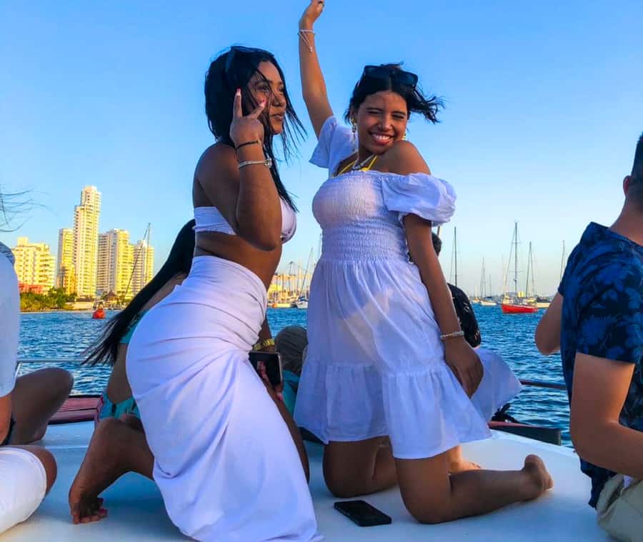 Party Boat in Cartagena Bay with NightClub Ticket - Key points to know before you book