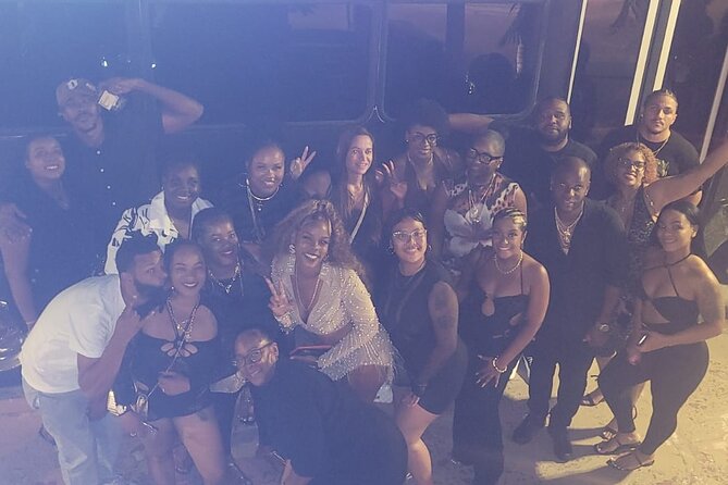 Party Bus Bar Hopping Nightlife in Sint Maarten - Group size, transport, and the social feel