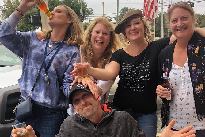 Party Bus Dive Bar Bus Crawl l - Why this $40 bar crawl works