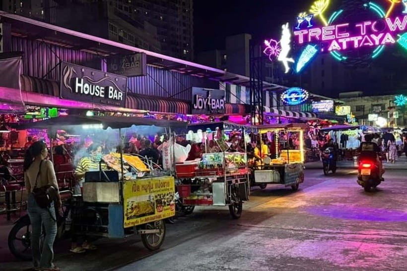 Pattaya: Rooftop, Nightclubs, Nightmarket & Walking Street - Walking Street in short, energetic stops