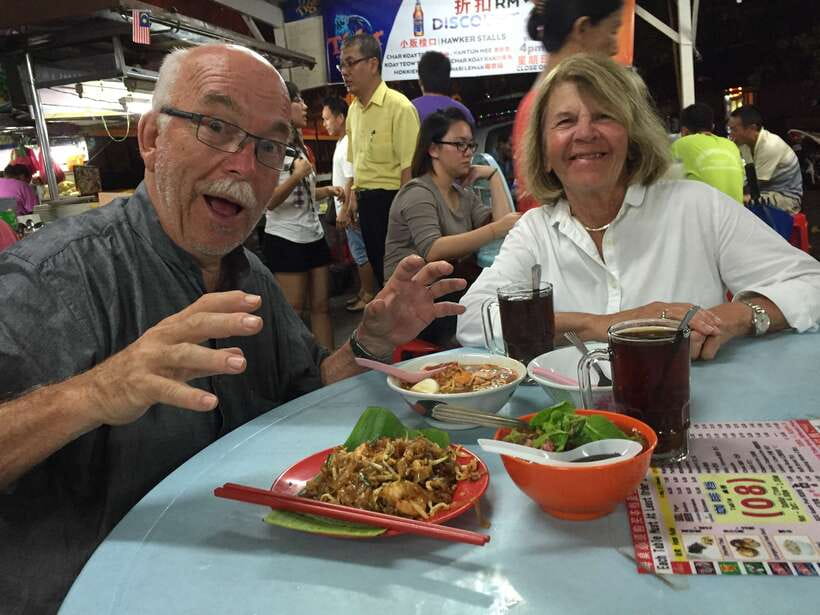 Penang: Georgetown Foodie Walking Tour with a Cocktail - Starting near the mosque in George Town